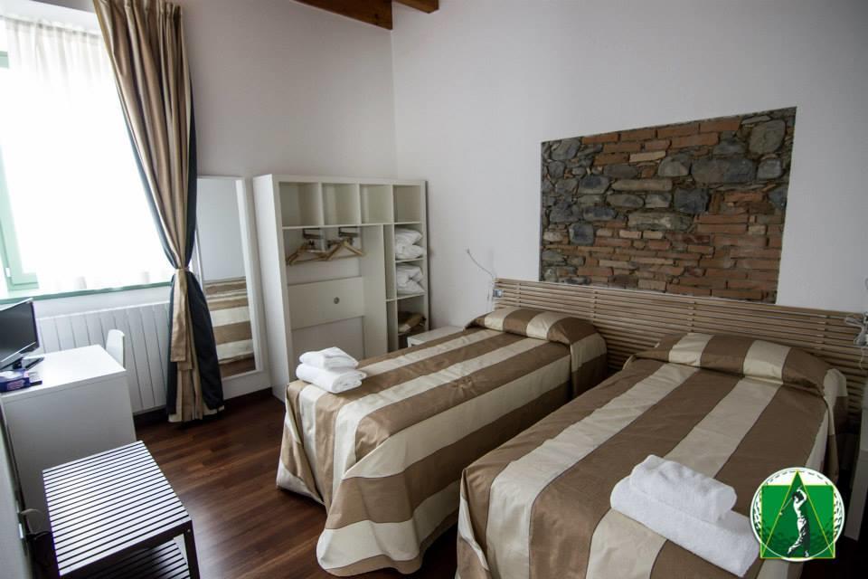 Hotel Golf Valcurone Momperone Exteriér fotografie