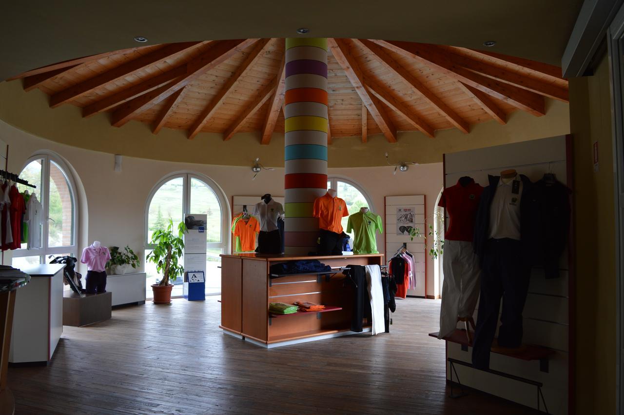 Hotel Golf Valcurone Momperone Exteriér fotografie