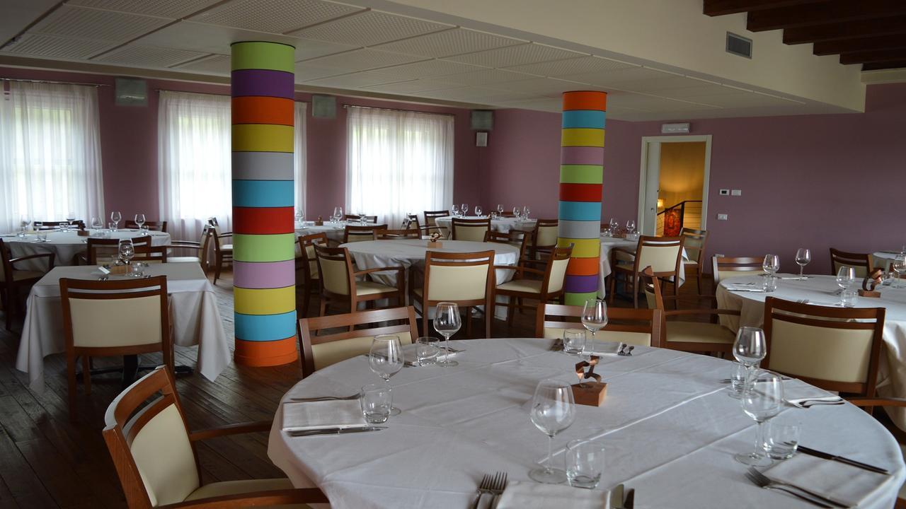 Hotel Golf Valcurone Momperone Exteriér fotografie
