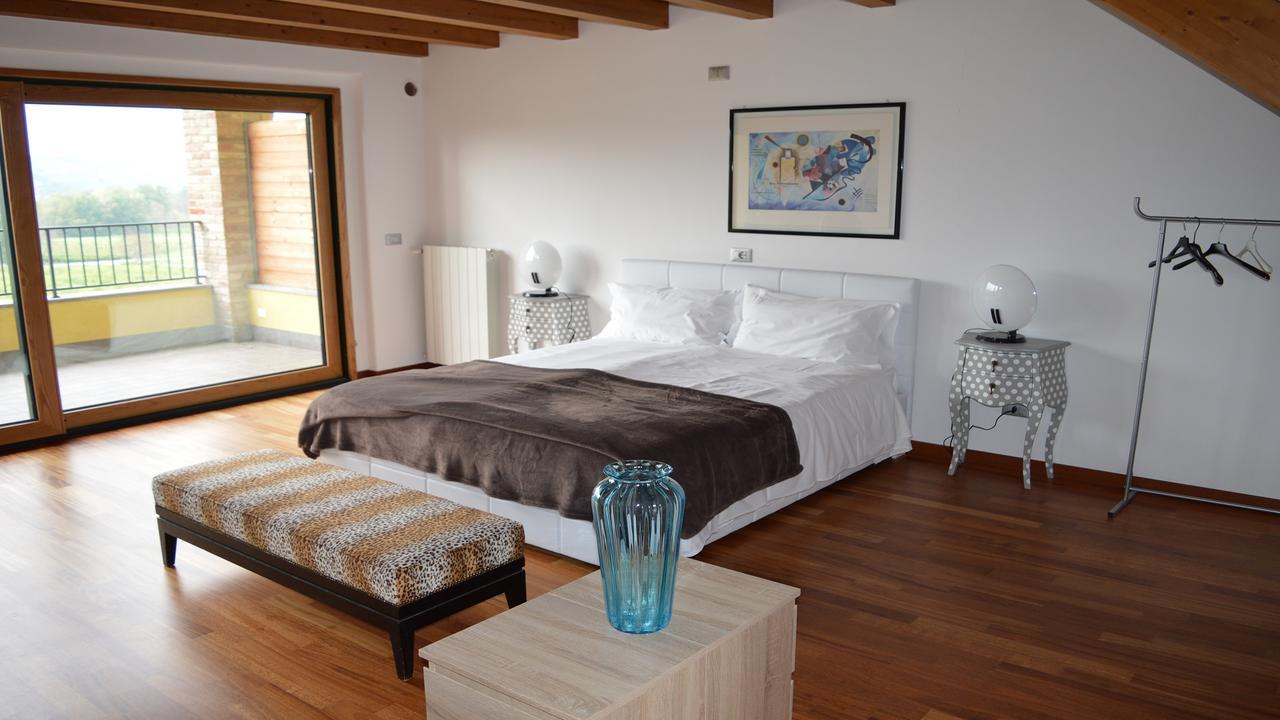 Hotel Golf Valcurone Momperone Exteriér fotografie